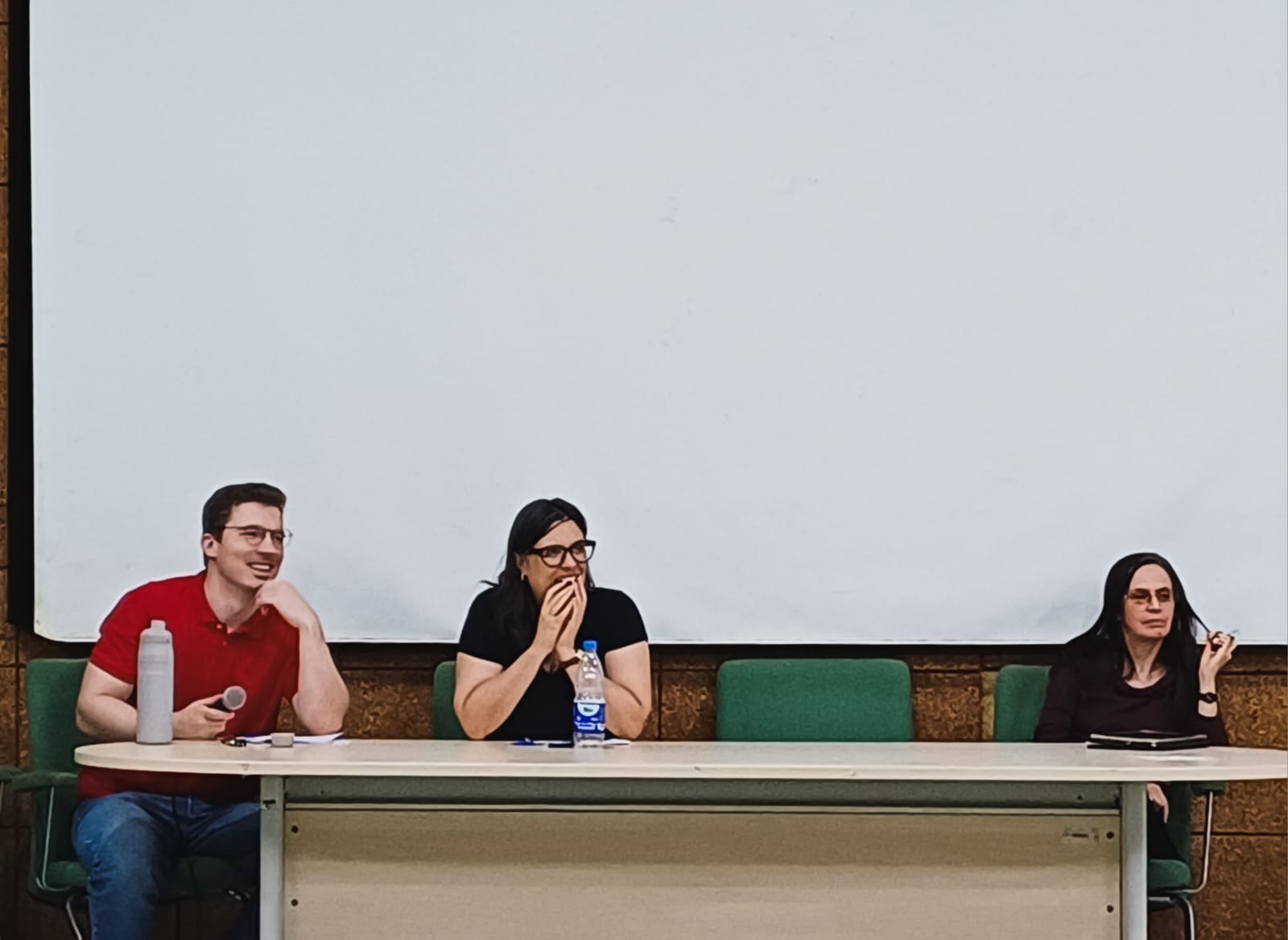 Gustavo Dalaqua, Verrah Chamma e Ivanete Pereira em evento da Ufam sobre democracia e representação